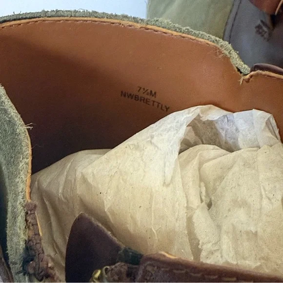 Nine West Olive and Chestnut Heeled Boots Size 7 1/2 M - Picture 6 of 8